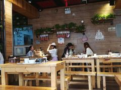 大堂-管氏翅吧(护国寺店)