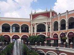 -佛罗伦萨小镇广佛名品奥特莱斯(疏港路店)