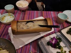 -香巴拉云南餐厅(华莱坞店)