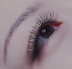 -悦指间美甲美睫