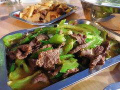 小炒黄牛肉-新湖烧鸡(光明店)