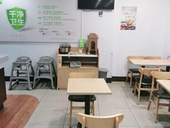 -老乡鸡(滨湖假日店)