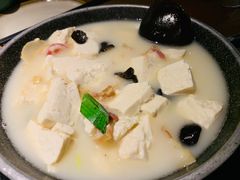 -吃饭皇帝大土家民族菜(正大广场店)