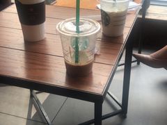 -星巴克臻选(青岛麦凯乐分店)