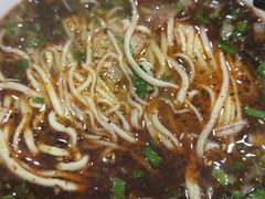 -牛一嘴·兰州牛肉面·大盘鸡(财富中心店)