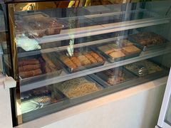 面包甜点陈列柜-娘心豆品(方庄店)