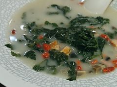 -鱼亨小鲜酸菜鱼(大信店)