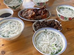 -香辉食馆(新兴路店)