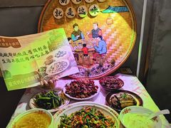 -耙吉吉川味小酒馆(本地人回头店)