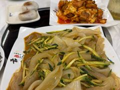 -朴小妹人参鸡汤火锅(长白山万达店)