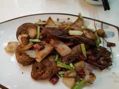 -老鄞江清水龙虾•赵赵家(江北店)