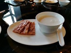 莲子蛋白杏仁茶-北京四季酒店·采逸轩