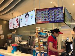 -DQ·蛋糕·冰淇淋(王府井金街店)