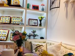 -燕庭·纯燕窝·甜品下午茶(南京西路店)
