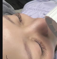 -十月·日式美甲美睫·纹眉