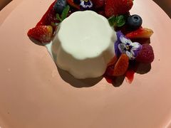 森林莓果意大利香草奶冻-TIAGO HOME KITCHEN(王府中环店)