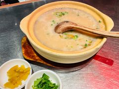 生滚牛肉粥-潮界(虹桥天地店)