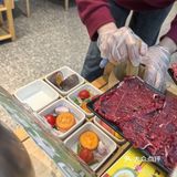 今天火锅吃撑了，超满足