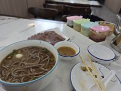 -张记荞面馆