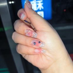 -晨·艺美甲美睫