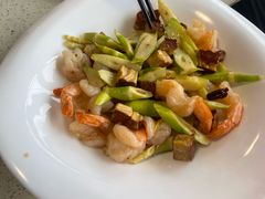 -巧克力渔家.小船海鲜胶东菜(三浴场店)