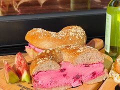 加州胭脂&nbsp;California&nbsp;Pink-Catch Bagel(芳草地店)