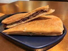 澳大利亚牛肉蓝奶酪三明治-BOCATA 西班牙餐厅(三里屯店)