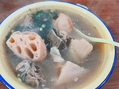 排骨藕汤-燕子煨汤(山海关路店)