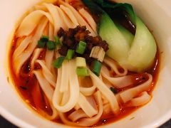 -粤尚腾香居中餐厅(首都机场希尔顿店)