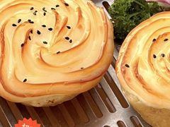 -小董哥烤串·爆汁大油边(故宫店)