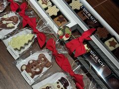 -Laderach 莱德拉(上海环贸iapm店)