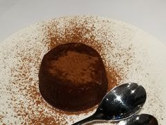 经典巧克力熔岩蛋糕-乐意坊Alla Torre意大利手工披萨(陆家嘴旗舰店)
