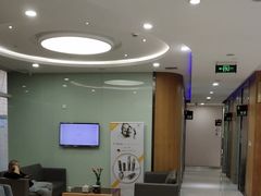 -雅悦齿科(顾村公园店)