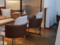 -Line 咖啡(石厦花园店)