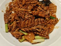 -闫府私房菜·老字号(恒隆店)