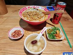 -秤砣砣·湖南粉面馆(青年路店)