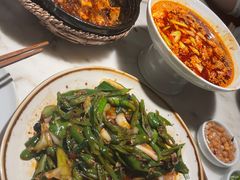-初蓉丨遇见新川菜(亲贤街荣耀店)