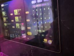 -温莎KTV(珠江路店)