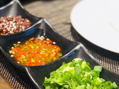 -乐领拈花溪·林涧食韵