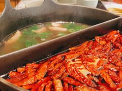 草本鸳鸯锅-盡膳口福跷脚牛肉火锅(晶耀前滩店)