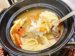 膏蟹鲜虾砂锅粥-官塘鱻鱻鱼生