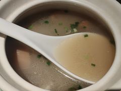 -阿瓦山寨·湘菜现炒·剁椒鱼头王(咸阳总店)