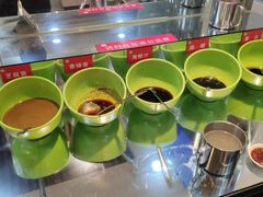 自助调料区-武记碳锅鱼大盘鸡(杜岭街店)