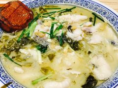 -荷花亭·湖北融合菜(十堰武商MALL店)