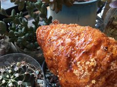焦糖牛角包-PAPER STONE BAKERY(天环店)