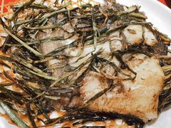 葱烤鸦片鱼头-老吉士酒家(天平路店)