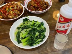 -堂瓦里·33年传统赣菜(第一街区店)