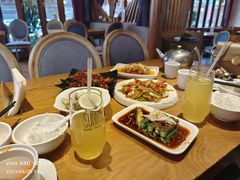 -隔壁老王·家常云南菜(花巷店)