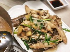 -肥仔文澳门猪骨煲(南京西路店)