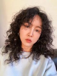 -MOVAN  HAIR莫凡匠人发型屋